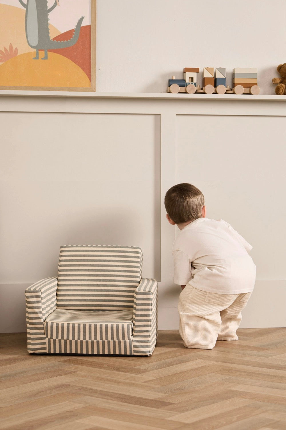 Sofá infantil às riscas (2 em 1)